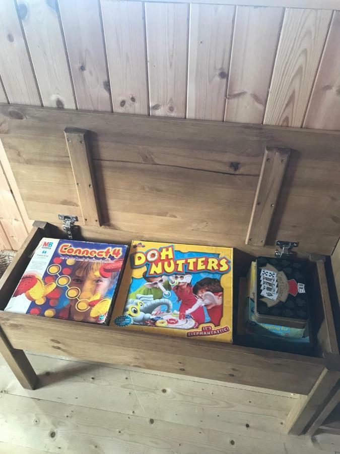 Cosy Countryside Log Cabin Kilkenny Ngoại thất bức ảnh